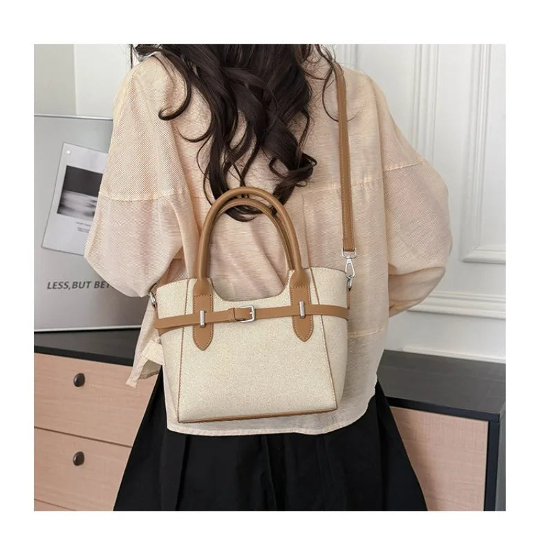 Daily commuting handbag, women's new fashionable retro high-end sensory communication bag, single shoulder crossbody bag