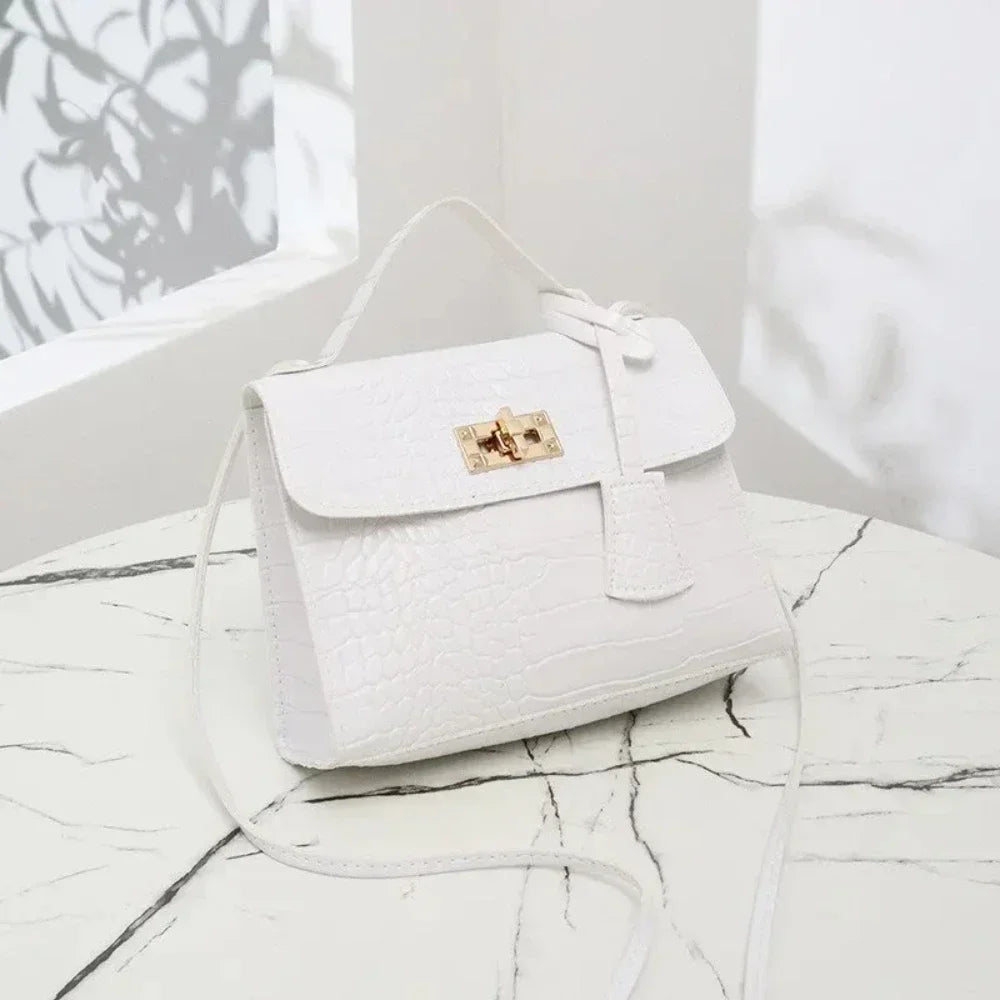 Hand Bags for Women. This Set of Women's Bags Is a Great Combination of Style and Functionali Bag Messenger Handbags
