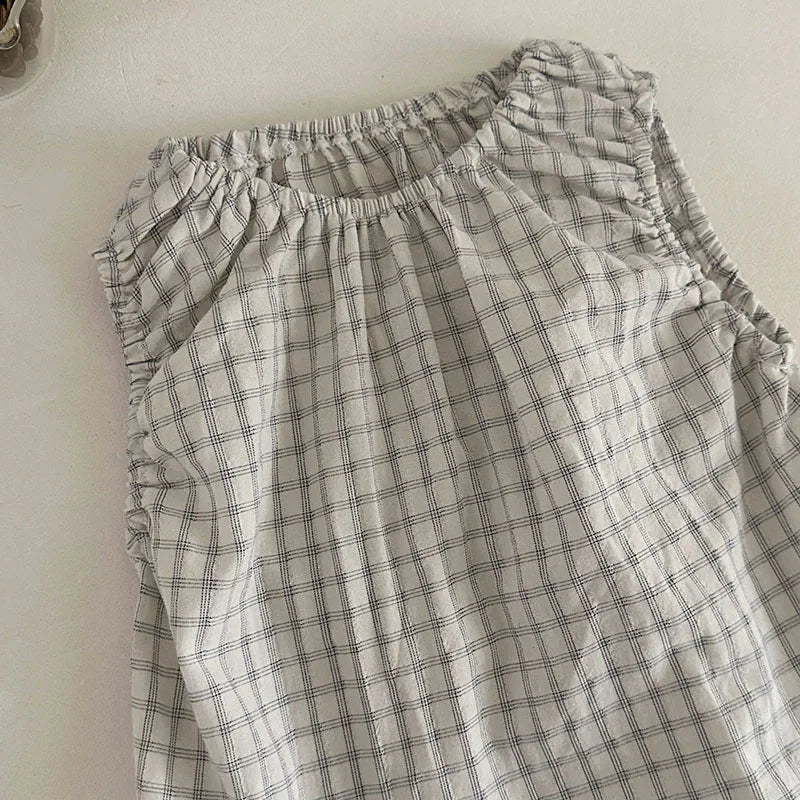 New Summer Baby Clothes Set 6-24M Cute Grid Toddler Girls Sleeveless Top+Bloomer Minimalist Loose Infant Outfit 2PCS