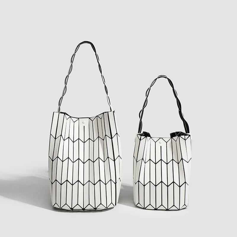 Large Capacity Geometric Diamond Work Bag Handheld Basket Bucket Bag Summer Handbag Women's Single Shoulder Underarm Bag