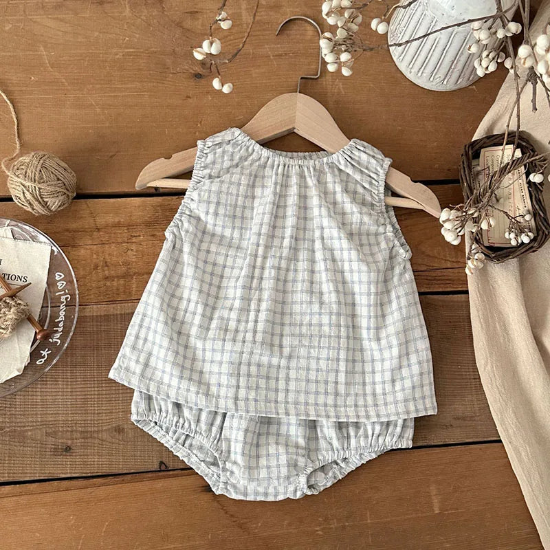 New Summer Baby Clothes Set 6-24M Cute Grid Toddler Girls Sleeveless Top+Bloomer Minimalist Loose Infant Outfit 2PCS