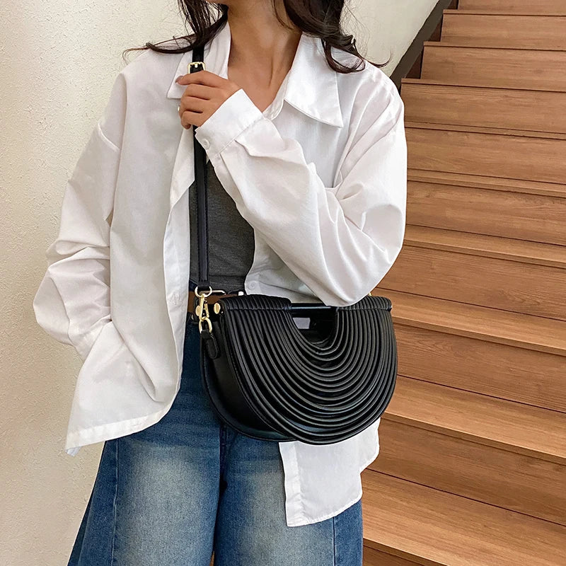Handbags for Women. New Gold Luxury Designer Brand Handwoven Noodle Bags Rope Knotted Pulled Half Moon Silver Evening Clutch