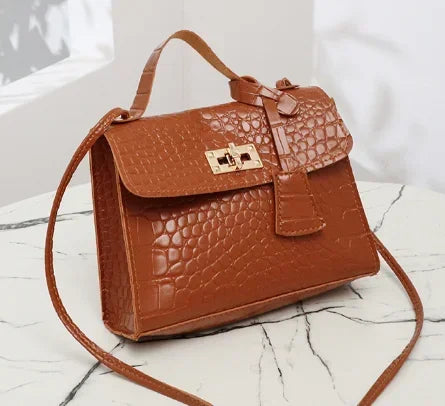 Hand Bags for Women. This Set of Women's Bags Is a Great Combination of Style and Functionali Bag Messenger Handbags