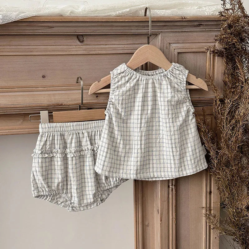 New Summer Baby Clothes Set 6-24M Cute Grid Toddler Girls Sleeveless Top+Bloomer Minimalist Loose Infant Outfit 2PCS