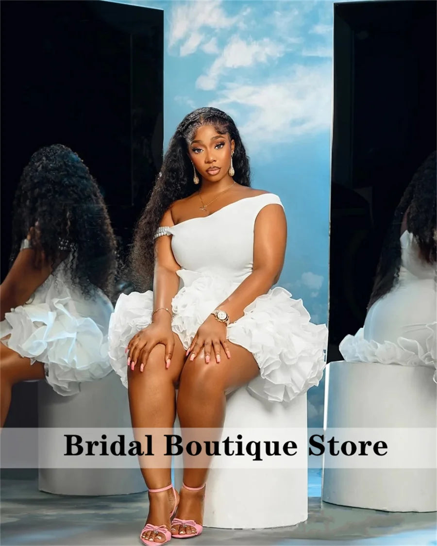 Sexy White Short Prom Dress For Black Girls Ruffles Pearls Off Shoulder Homecoming Gown Birthday Party Customized 
