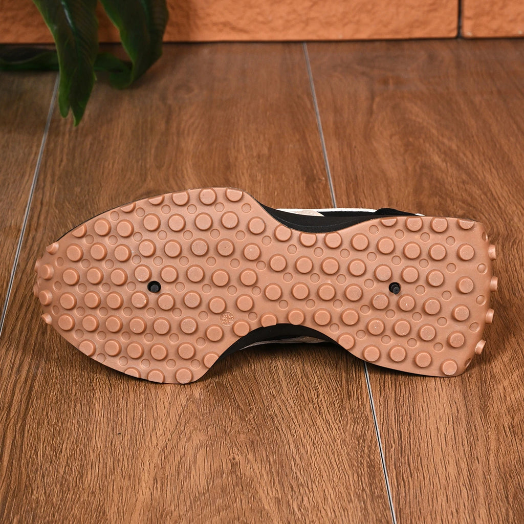 2026 New Designer Women's Sneakers — Spring Casual Lace-up Footwear: Luxury, Thick-Soled, Non-Slip, Plus-Size Vulcanized Shoes