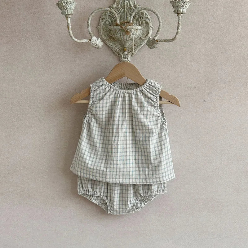 New Summer Baby Clothes Set 6-24M Cute Grid Toddler Girls Sleeveless Top+Bloomer Minimalist Loose Infant Outfit 2PCS