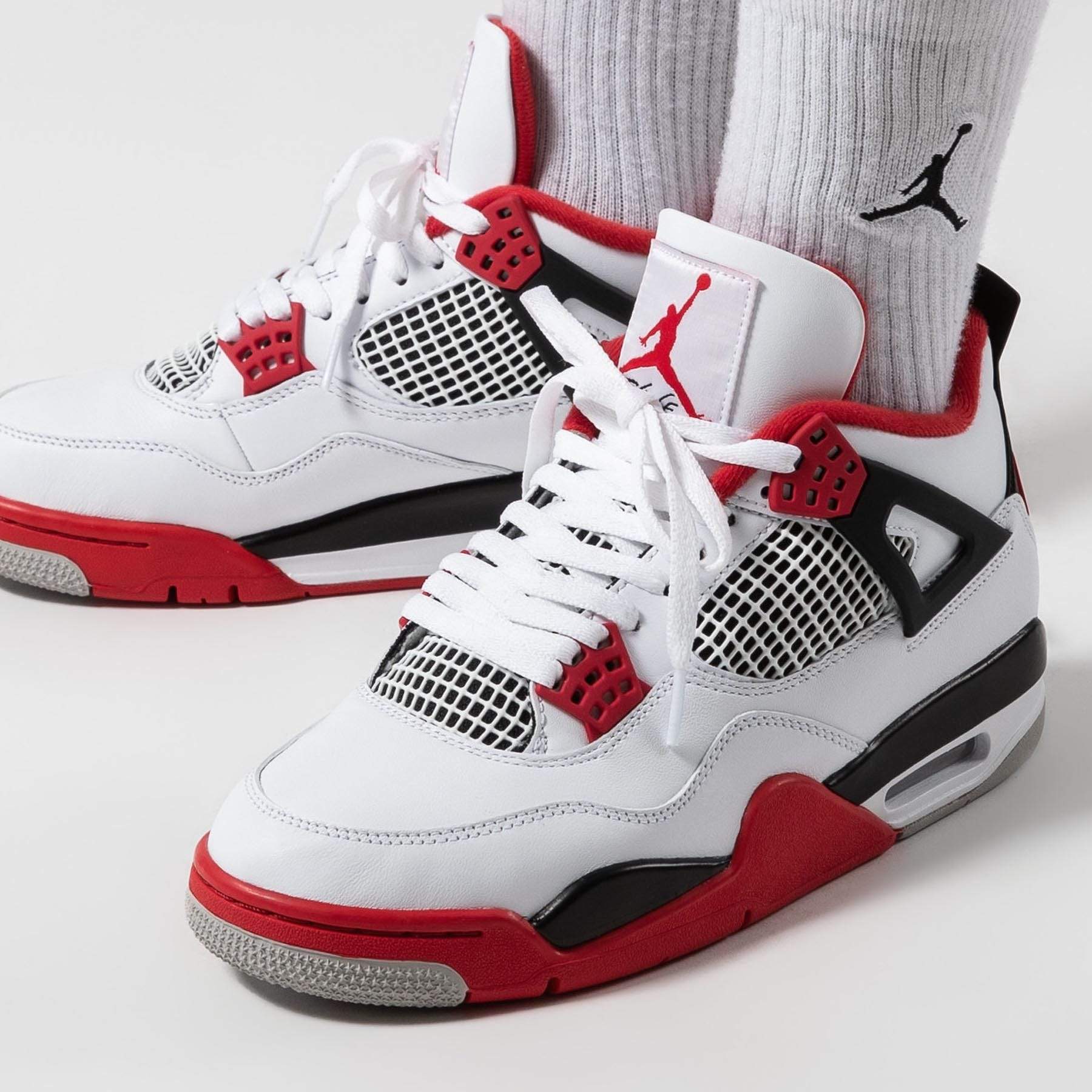Air Jordan 4 Retro OG 'Fire Red' - Vintress Fashion