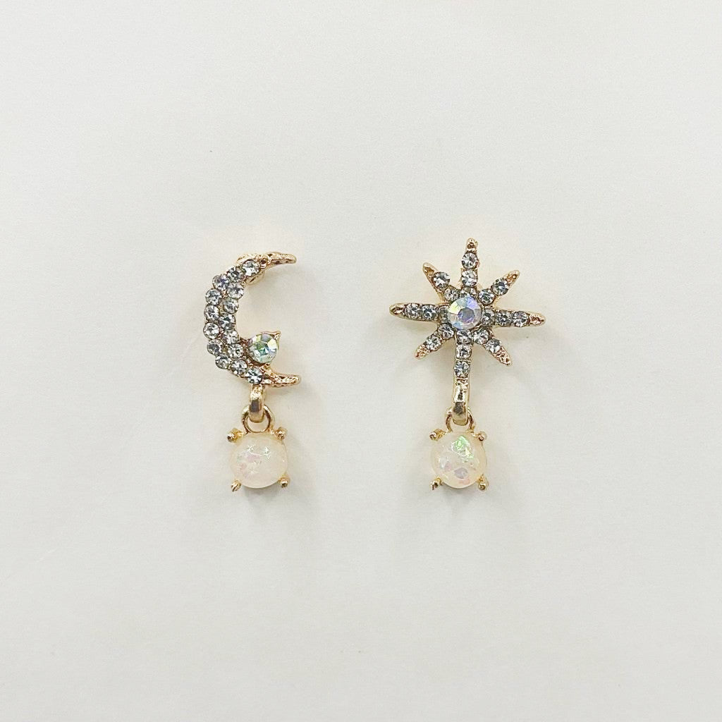 Andromeda Moon and Star Mismatch Earrings - Vintress Fashion