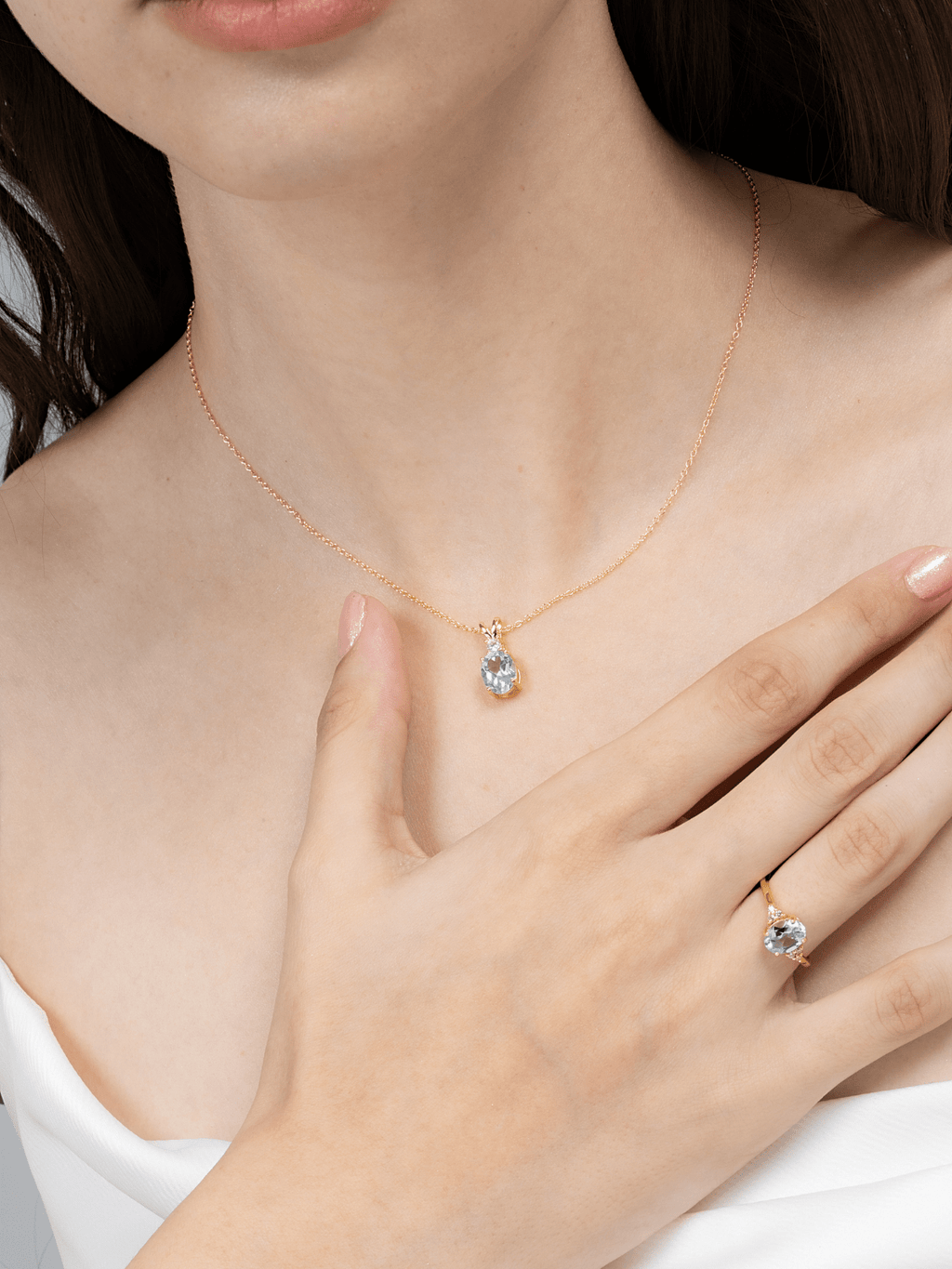 Blue Topaz Pendant Necklace in 18k Gold Vermeil - Vintress Fashion