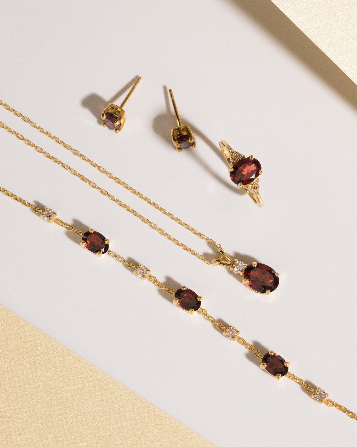 Complete Set - Garnet Jewellery Set in 18k Gold Vermeil - Vintress Fashion