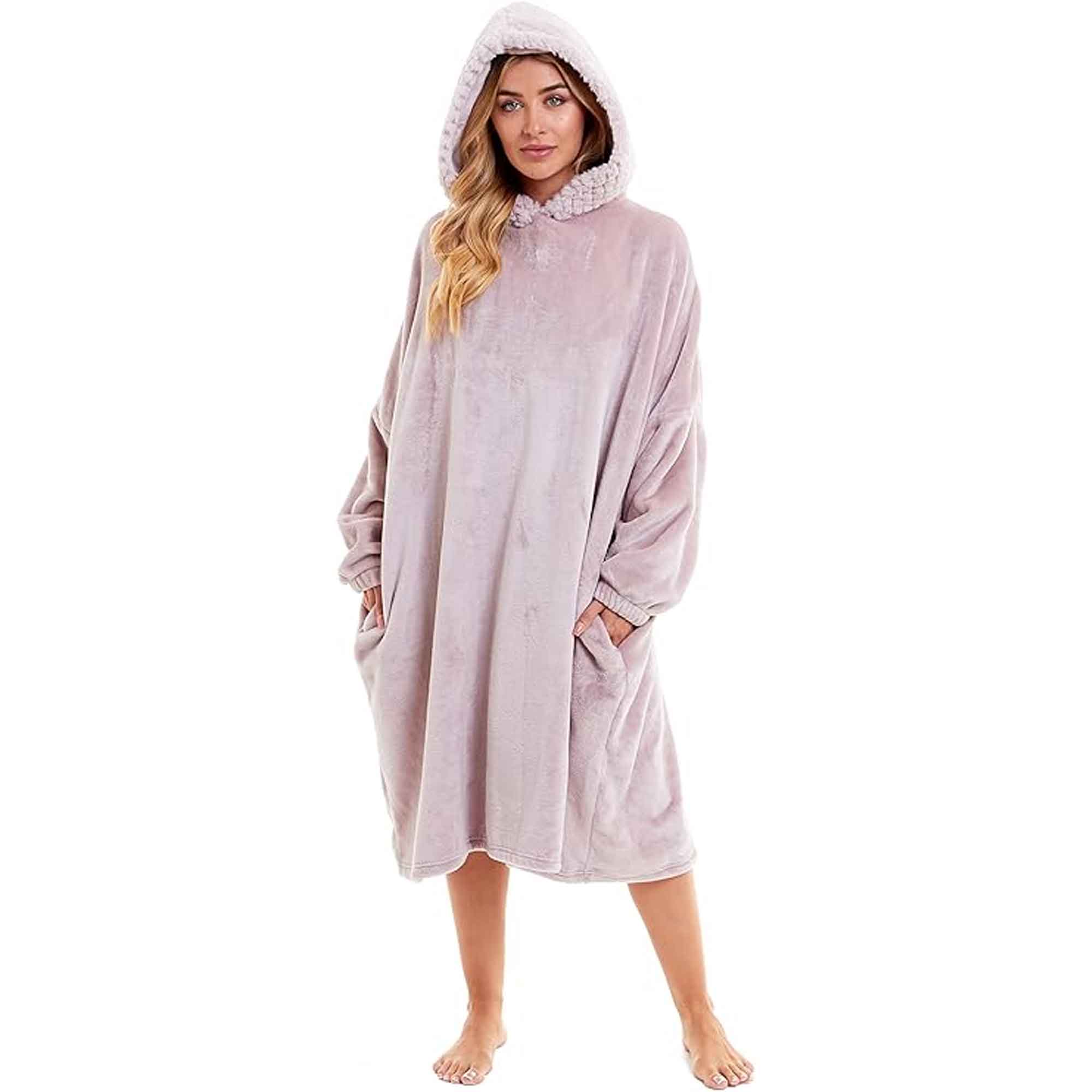 Daisy Dreamer Women's Plush Hooded Poncho Blanket Oversized Fleece Hoodie With Fur Hood - Vintress Fashion