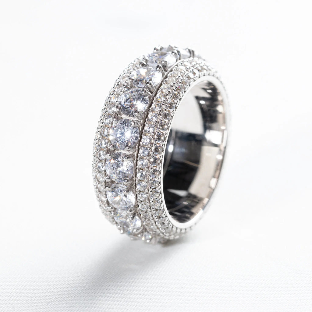 Iced Spinning Ring - Silver - Vintress Fashion