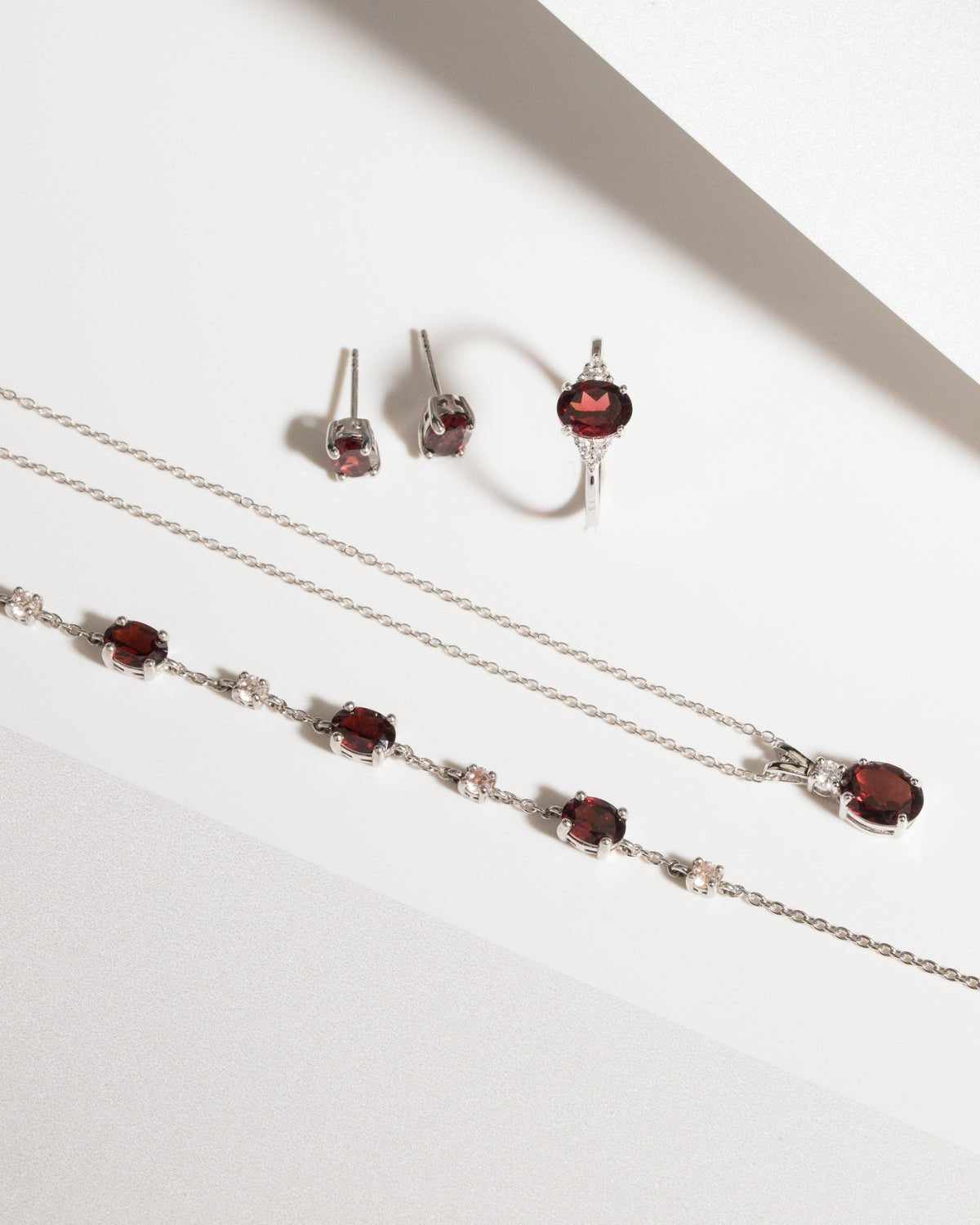 Mini Set 1 - Garnet Jewellery Set in Sterling Silver - Vintress Fashion