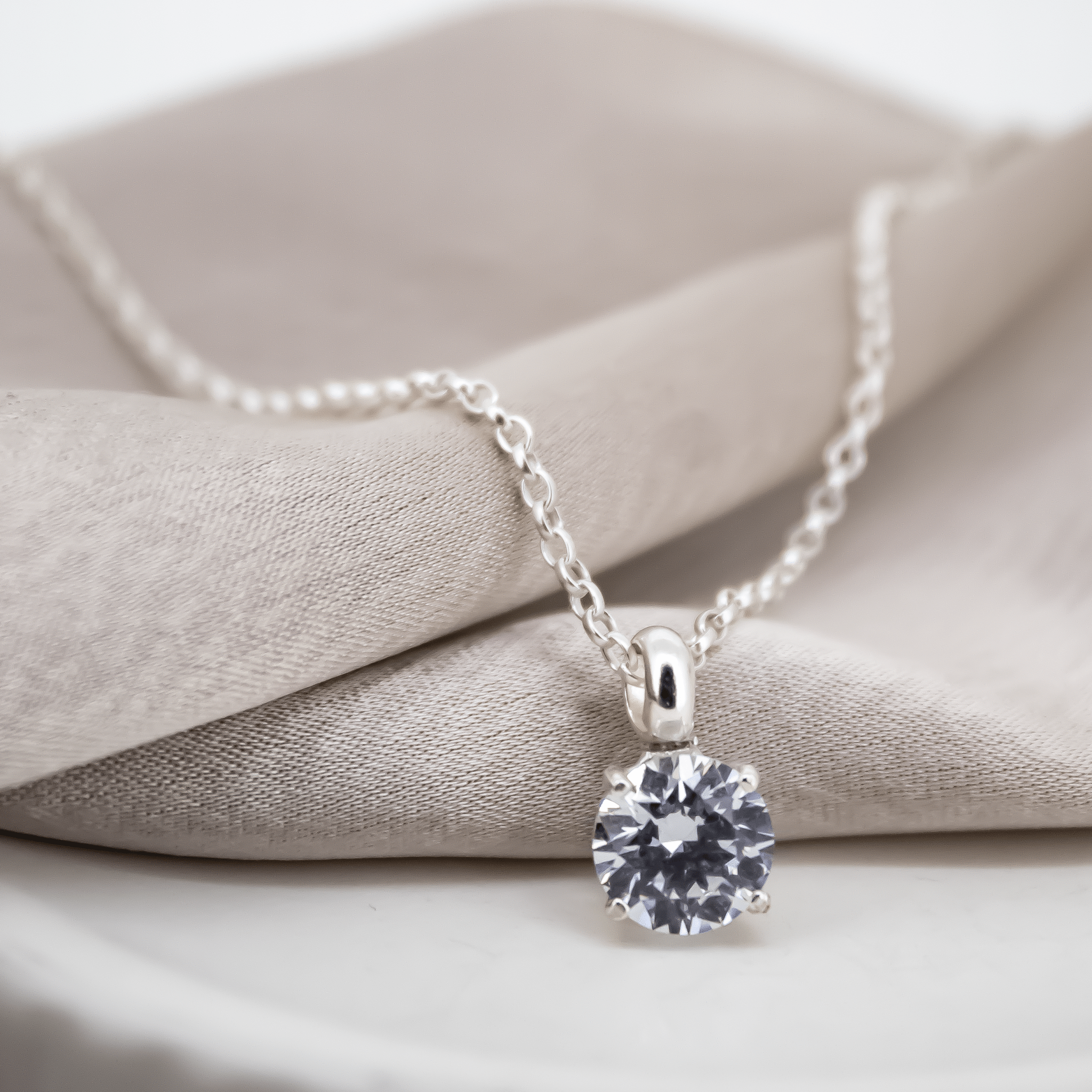 The Duchess Necklace - Vintress Fashion