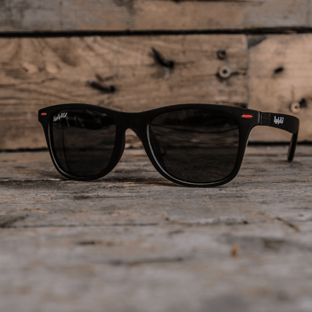 U&C Wayfarer Sunglasses - Vintress Fashion