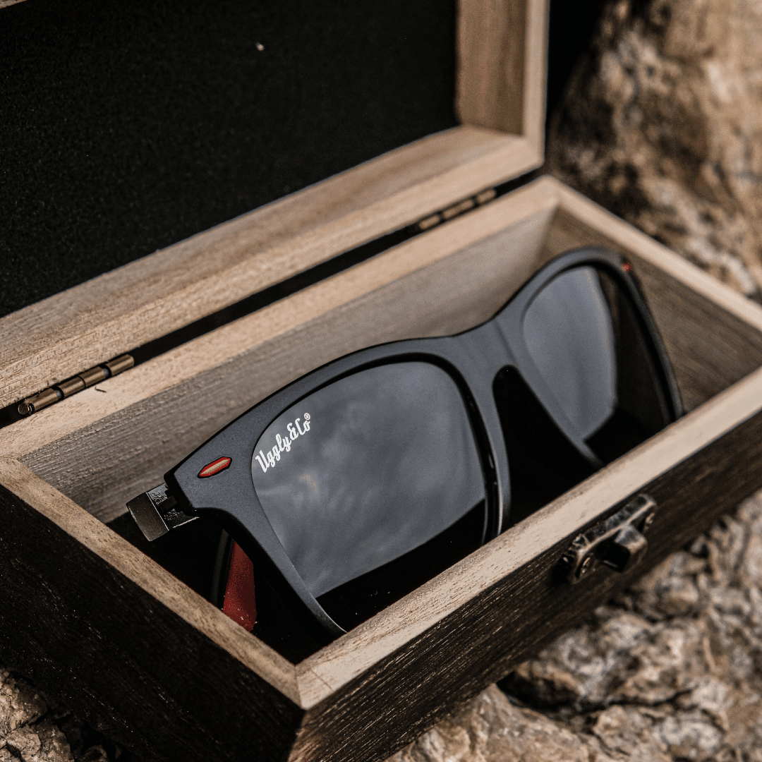 U&C Wayfarer Sunglasses - Vintress Fashion